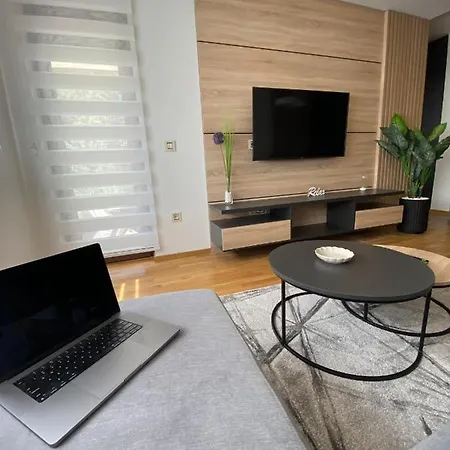 Pinora, Bazen&spa Apartament Zlatibor