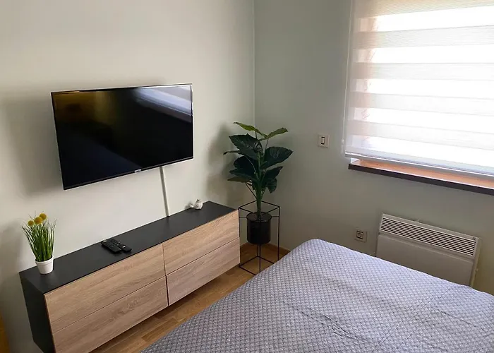 Pinora, Bazen&spa Apartman